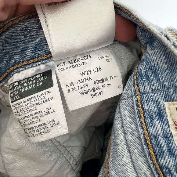 Levi’s 501 Cropped Straight Leg Jeans Montgomery Baked Light Wash - Picture 8 of 8